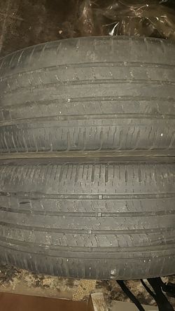 2 Used KUMHO Tires size 225/55R19