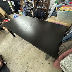 Large Expandable Dining Table