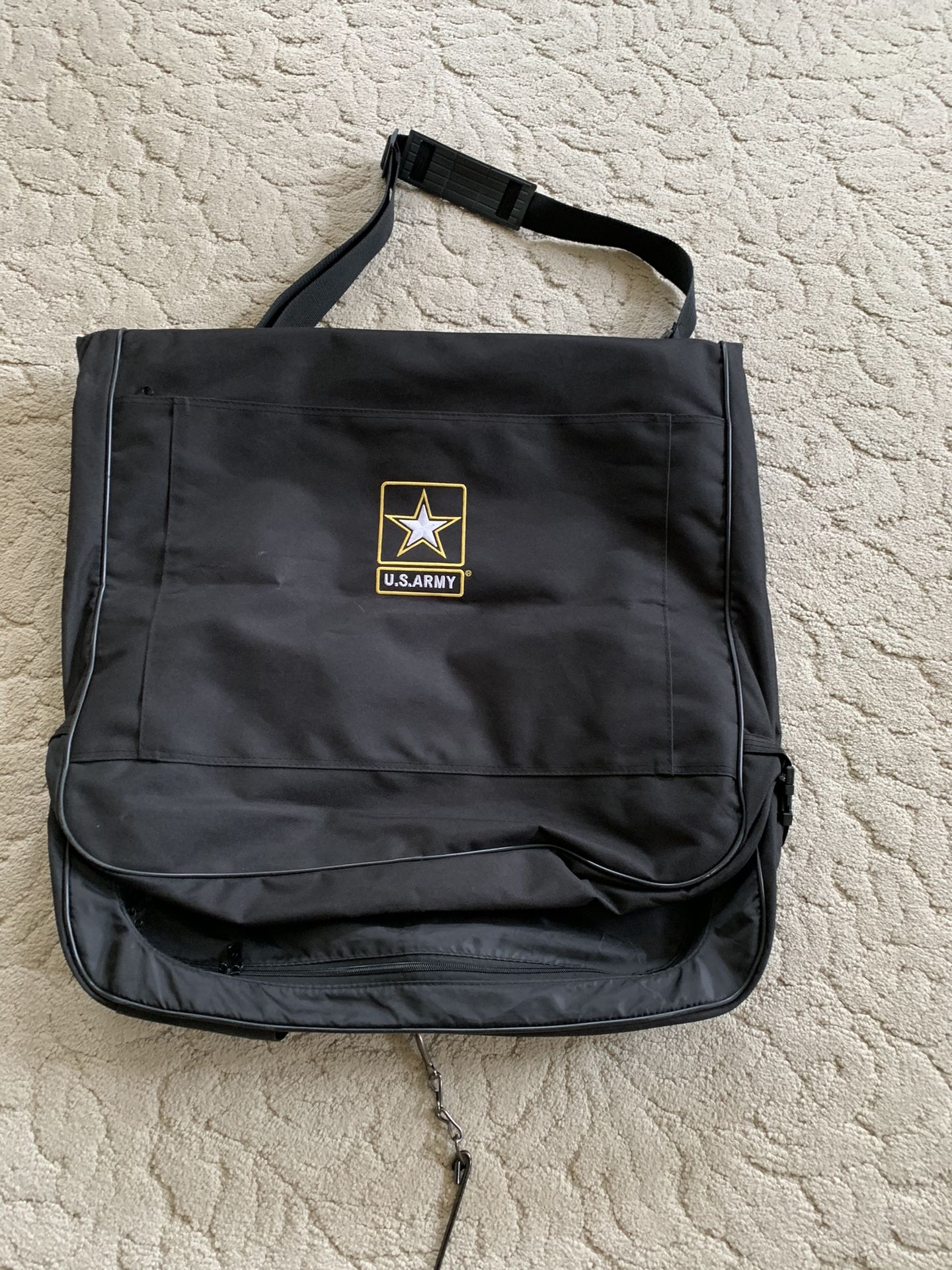 Army garment bag