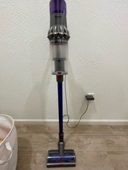 Dyson v11