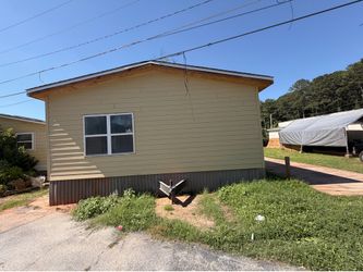 Selling trailer mobile home
