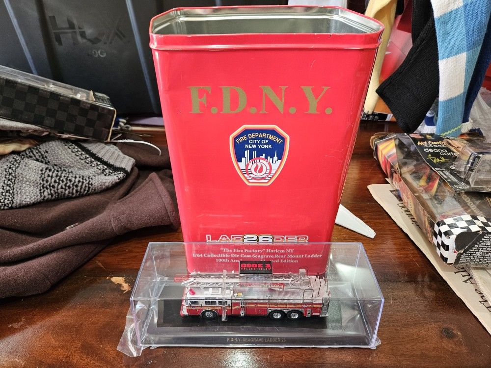 FDNY Seagrave Ladder 26 100th Anniversary Limited Edition
