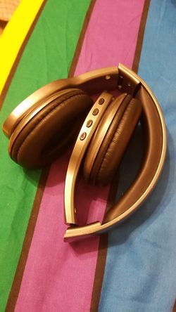 Iworld wireless bluetooth headphones
