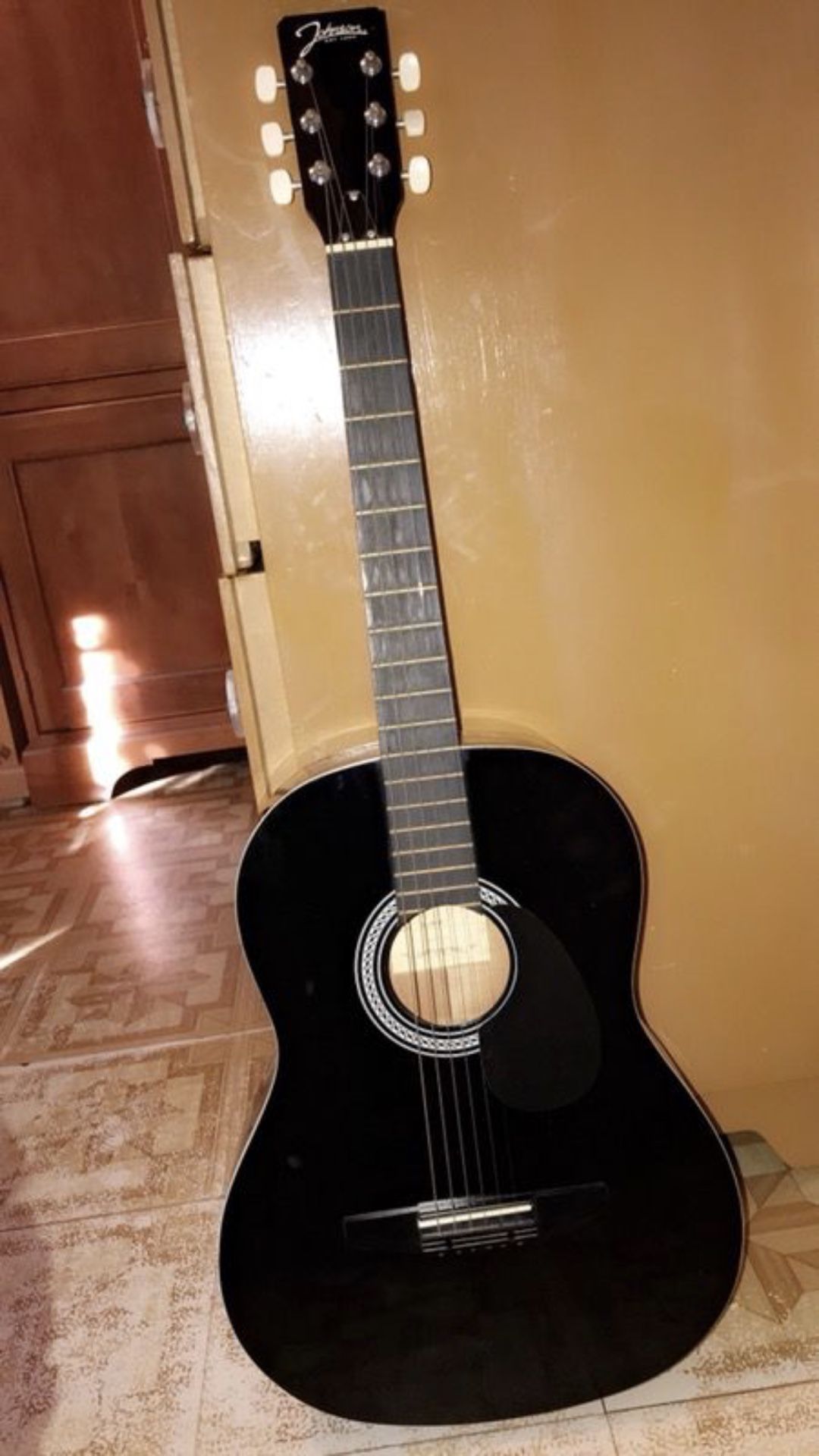 Johnson Acoustic Guitar EST.1993