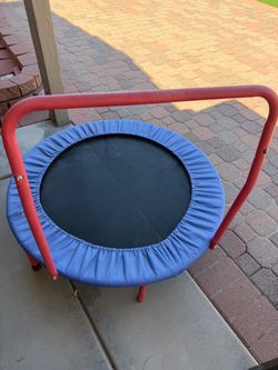 Kids mini trampoline