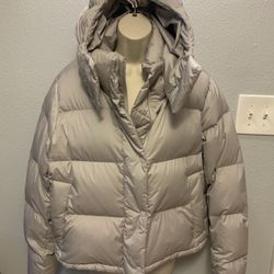 LULULEMON Women’s WONDER PUFF 600 Cropped DOWN Jacket Size 12