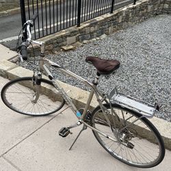2008 Raleigh C40 Comfort Hybrid Bike Suspension Triple - XL 23” Frame