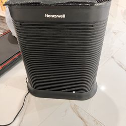 Air Purifier - Honeywell ♒️ North Miami