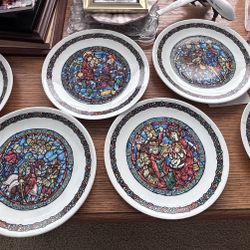 D'Arceau Limoges "Noel Vitrail" porcelain collector plates