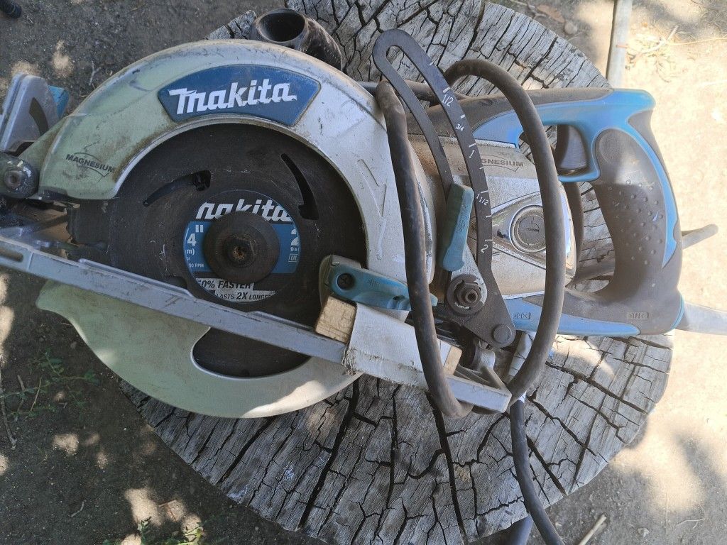 Makita Saw