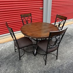 Dinette Set 