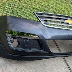 2013 2017 Chevy traverse front bumper door used good Condition 