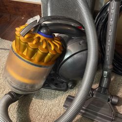 Dyson DC39