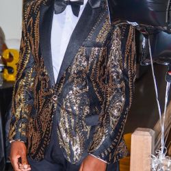 Young Men’s Prom Suit Jacket 