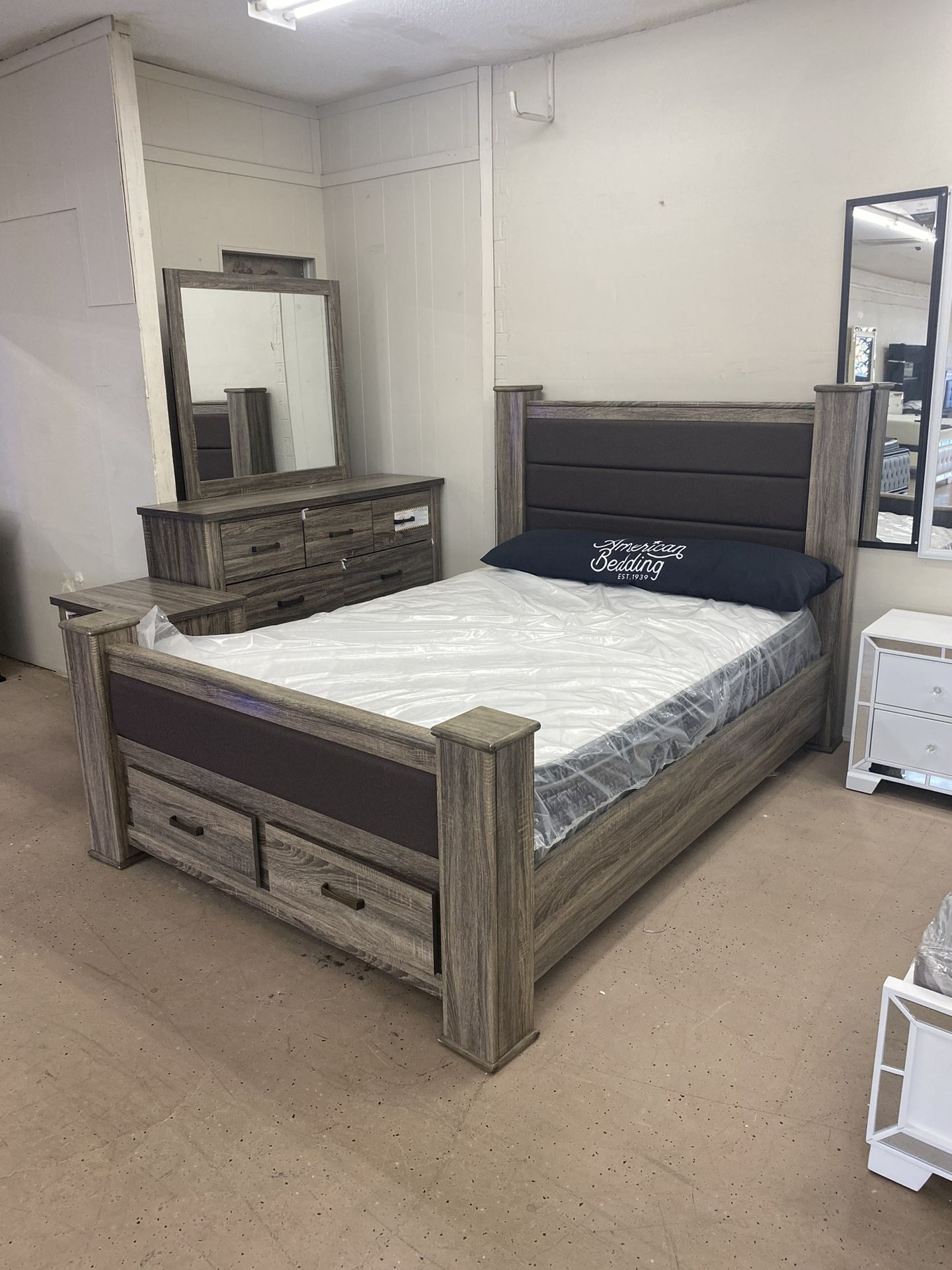 Queen Bedroom Set With Mattress