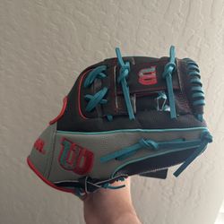 Wilson A2000