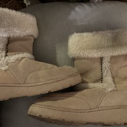 Winter Beige Boots Size 9 Ladies