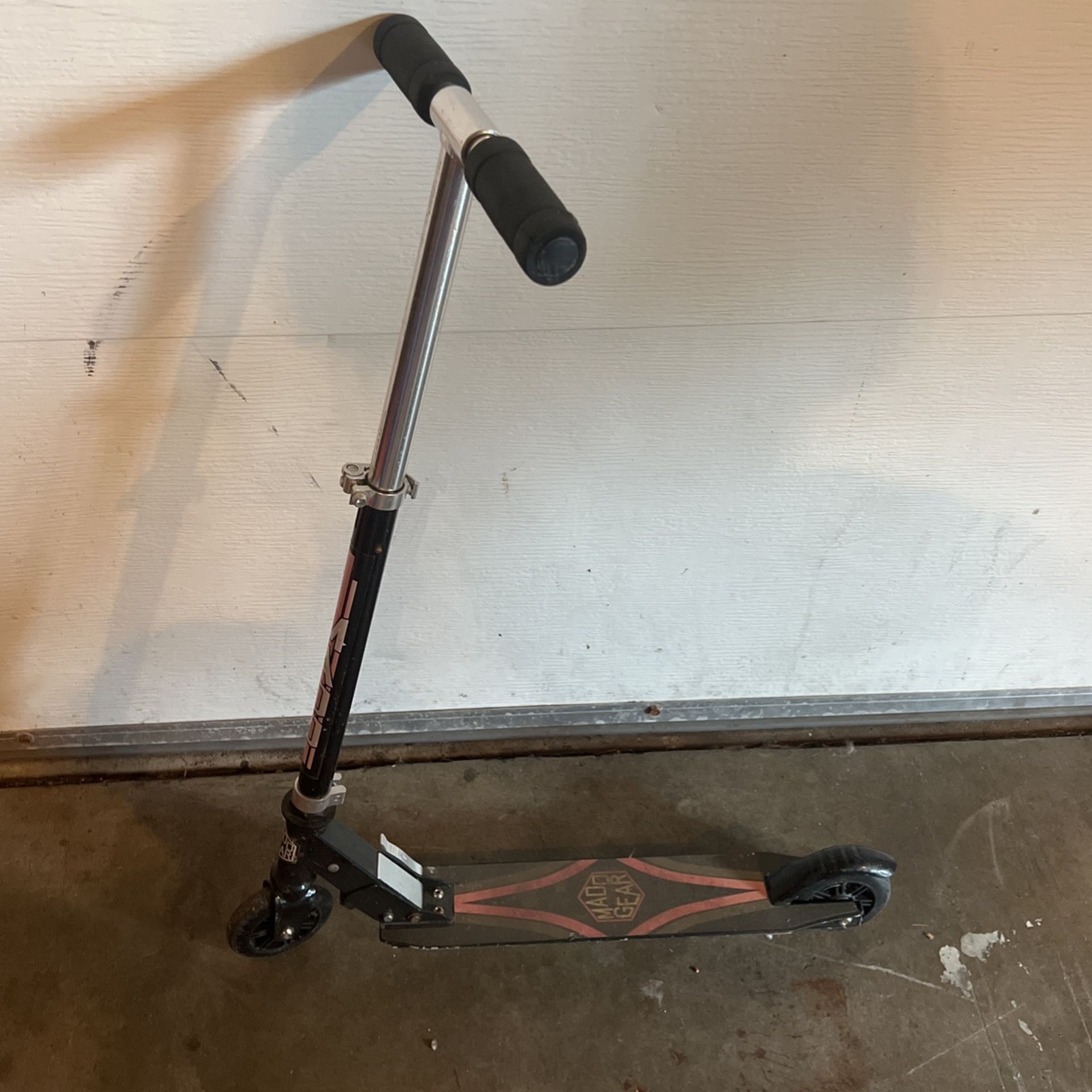 MADD Gear Scooter