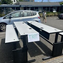 Office Desks 