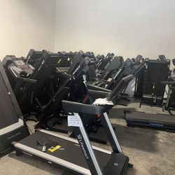 Treadmill Blowout Sale!!! Free Delivery Nordic Track, Proform, Echchelon, Lifesmart