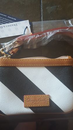 Dooney & Bourke