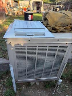 Roof mount swamp cooler