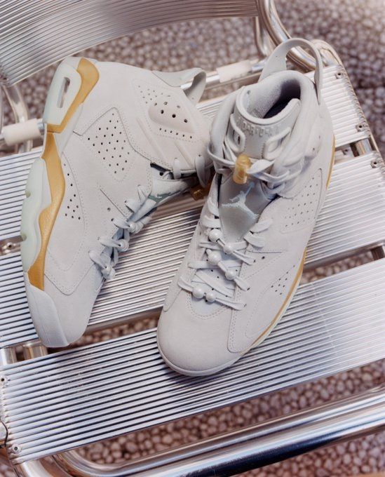 AIR JORDAN RETRO PEARL WOMENS BRAND NEW $190 (READ DESCRIPTION)