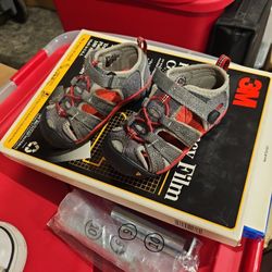 Kids Keen No Pets NO Smoking Home 7