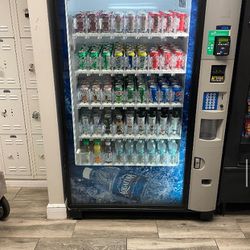 TWIN VENDING MACHINES WITH CARD READER