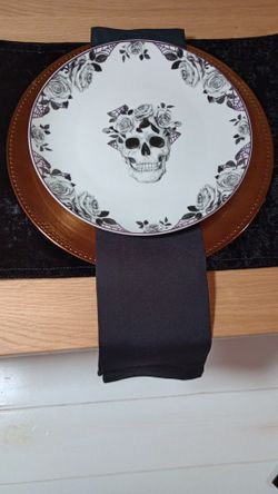 Skull Dinner Plates