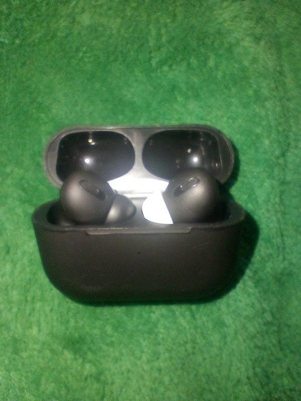 Wireless Earbuds