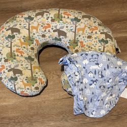 Boppy with two covers 