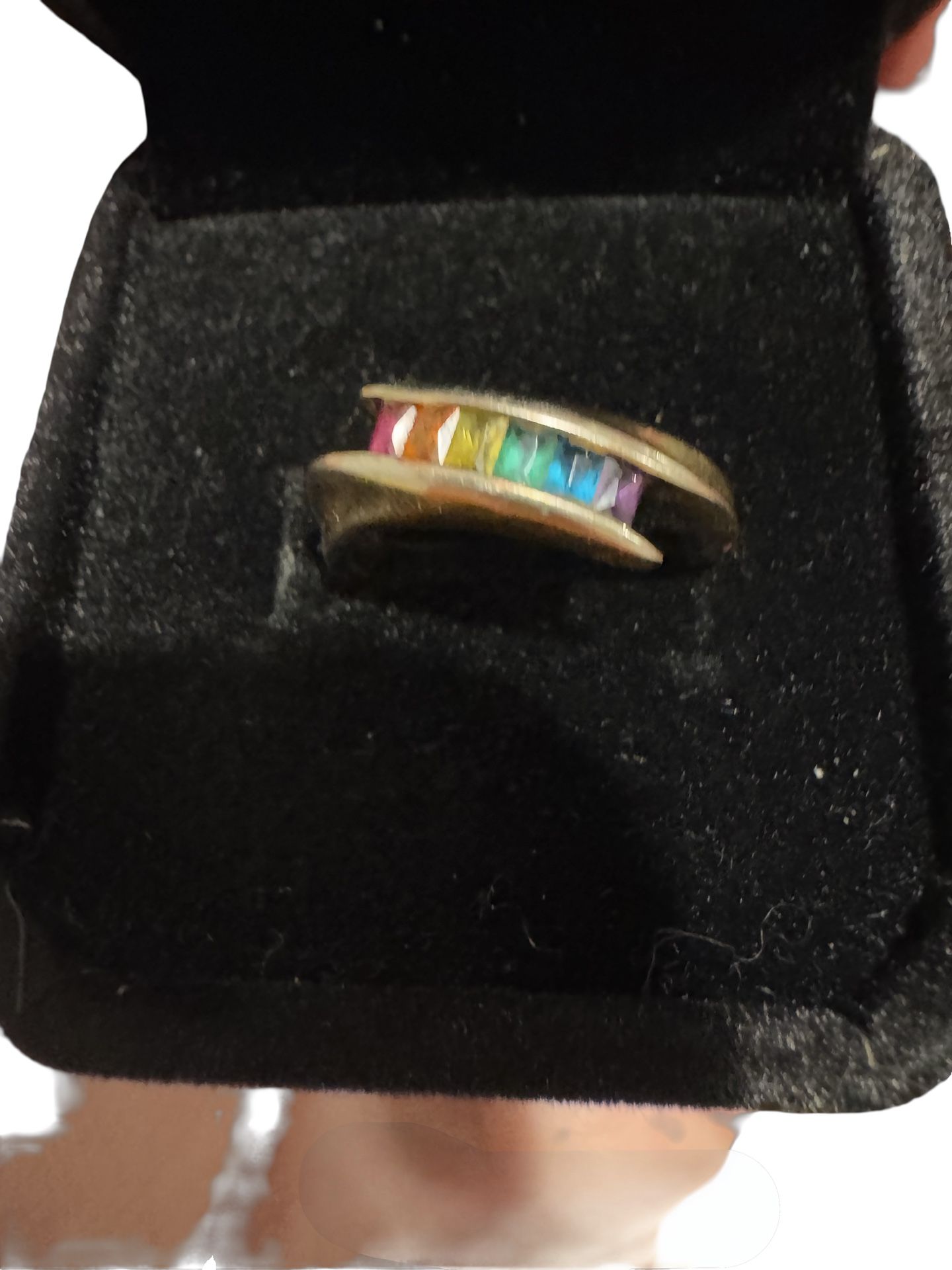 Vintage All 18K Gold Gersc Channel - Banguette Stone
