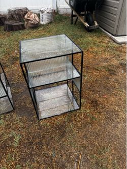 Glass display cube shelf