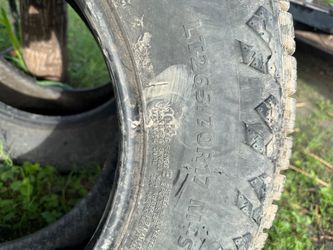 LT265/70R17 tires
