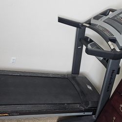 Commercial Treadmill 