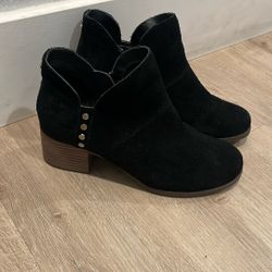 Womens Boots Size 6