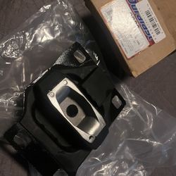 2005 Ford Focus Motor Mount