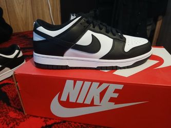 Nike women's dunk low
