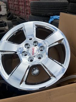 20” Chrome new in box Chevy gmc oe creation wheels 6 lug for sale