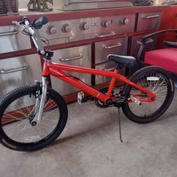 BMX BIKE MONGOOSE TIRES SIZE 20 