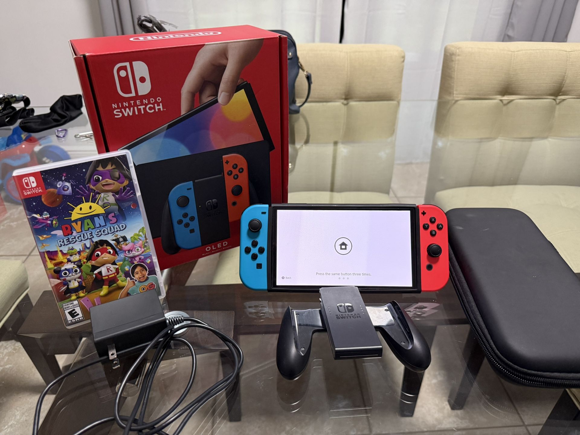Nintendo Switch OLED w/Game and Case.