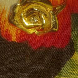 Rose Ring With Zircon Stone