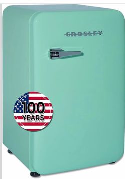 Crowley Retro Mini Fridge 3.2 CuFt Mint Green