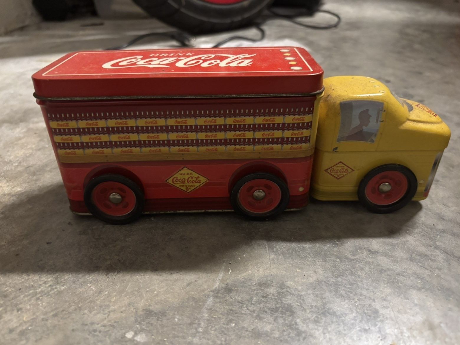 Vintage Coca-Cola Delivery Toy Truck Tin- 2 Lids