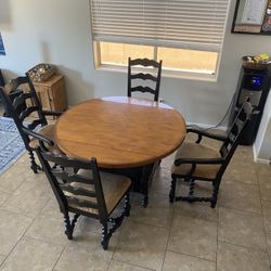 Farmhouse Dining Table And Chairs