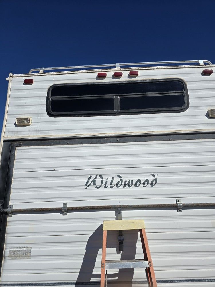 2003 Wildwood T-25