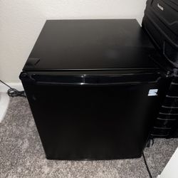Mini Refrigerator For Sale 