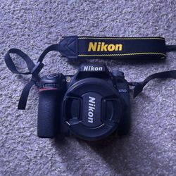 Nikon D7500 Camera 