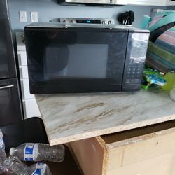 Microwave Good Conditions.  Microondas En Buenas Condiciones  Semil Nuevo